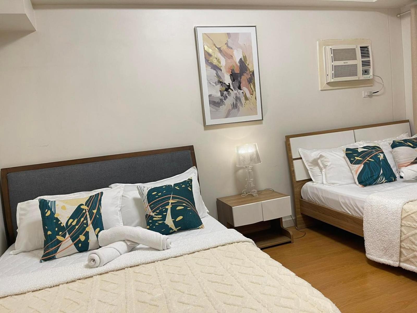 8 Adriatico Staycation 马尼拉 客房 照片